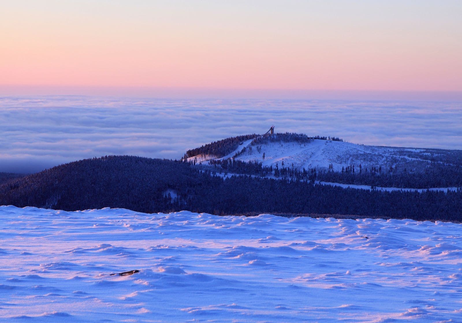 Udsigt over Wurmberg sneklædte landskab
