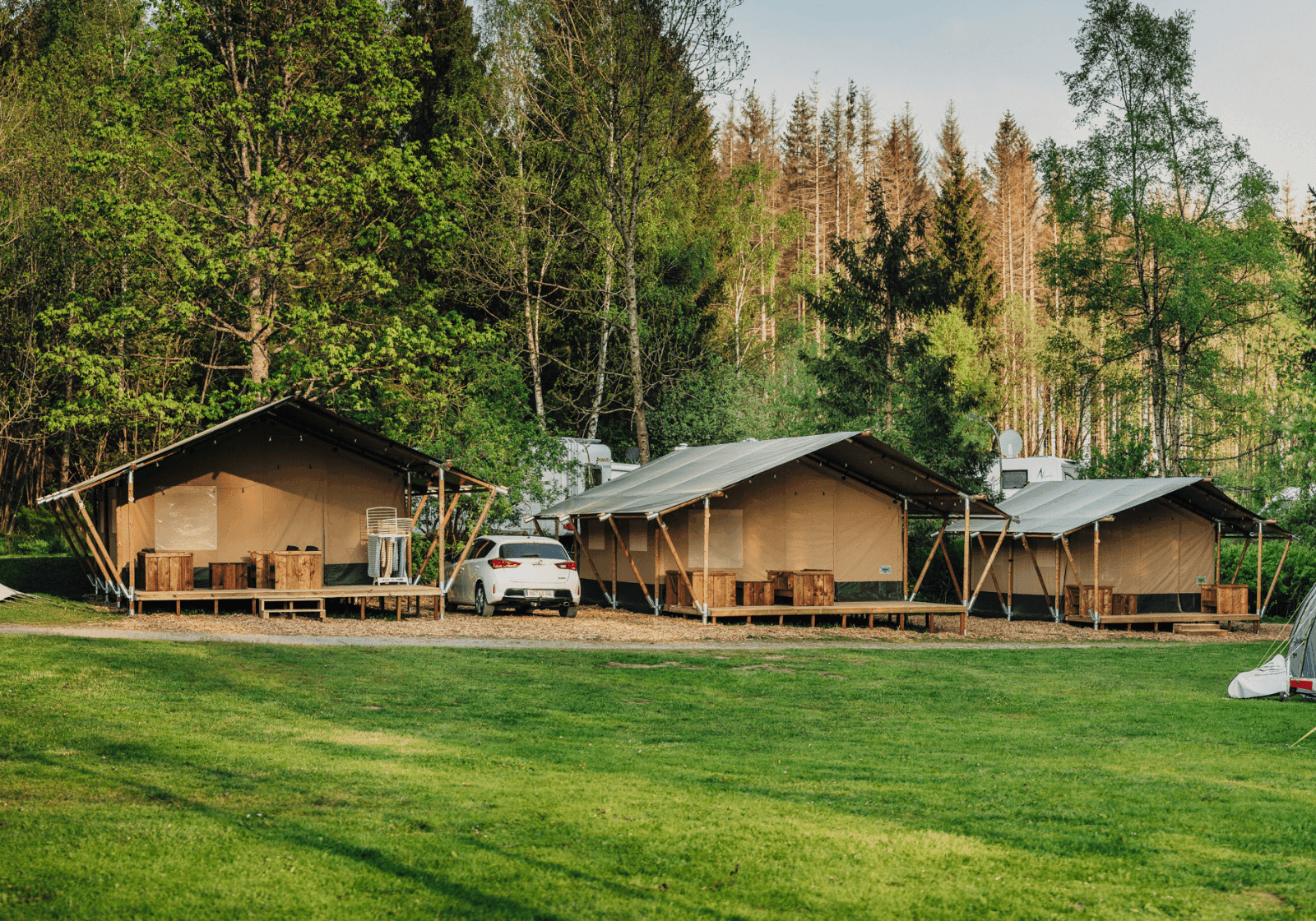 Tre sheltere på campingplads Braunlage i Harzen